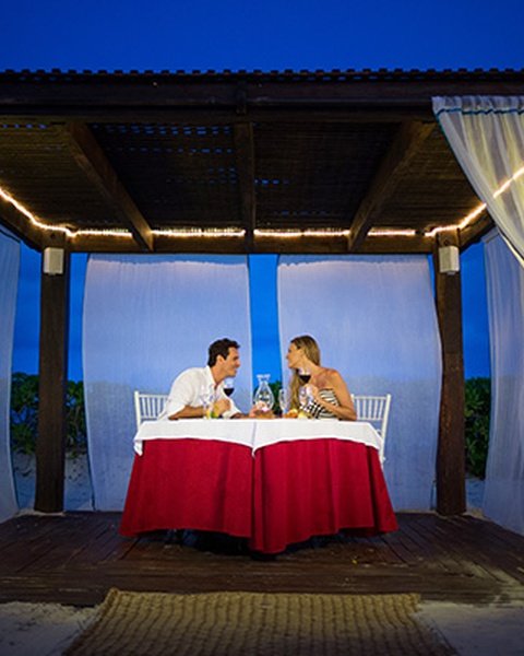 Cena romántica en la playa  Blue Diamond Luxury Boutique Hotel Riviera Maya