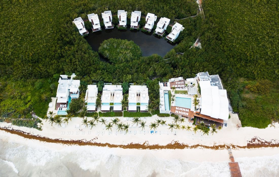 El aburrimiento es casi imposible, porque, aunque el conjunto tiene su propia identidad, cada una de sus partes sigue siendo distinta del resto Blue Diamond Luxury Boutique Hotel Riviera Maya El aburrimiento es casi imposible, porque, aunque el conjunto tiene su propia identidad, cada una de sus partes sigue siendo distinta del resto Blue Diamond Luxury Boutique Hotel Riviera Maya