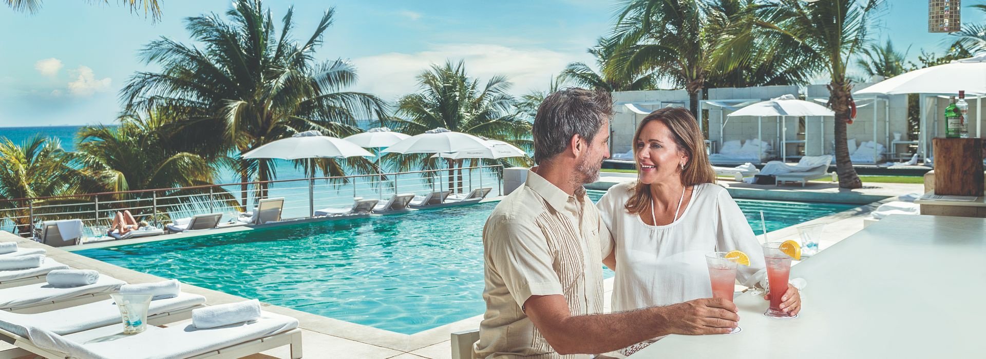 Pool bar Blue Diamond Luxury Boutique Hotel Riviera Maya Pool bar Blue Diamond Luxury Boutique Hotel Riviera Maya