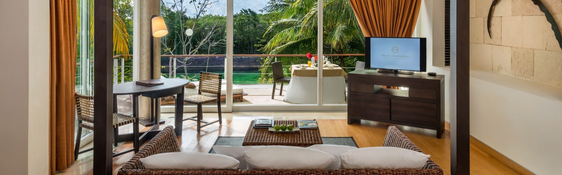 Cenote-laguna junior suite Blue Diamond Luxury Boutique Hotel Riviera Maya Cenote-laguna junior suite Blue Diamond Luxury Boutique Hotel Riviera Maya